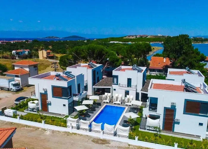 Cunda Garden Otel Ayvalı