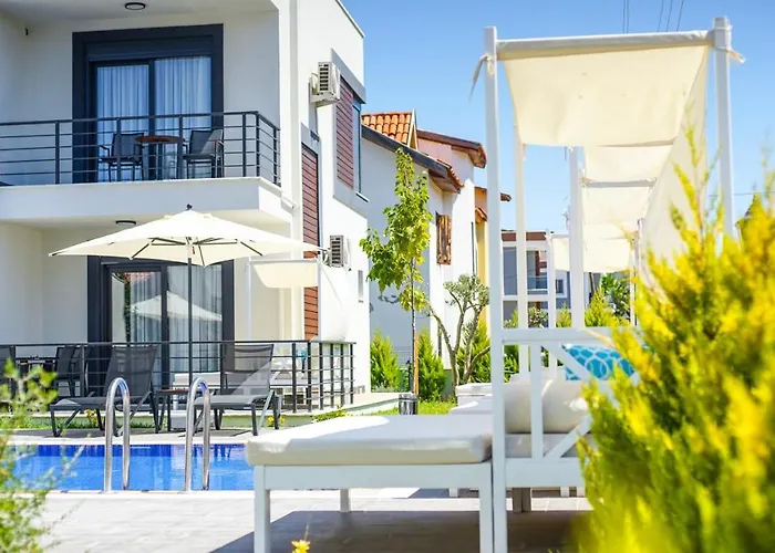 Cunda Garden Otel Ayvalı