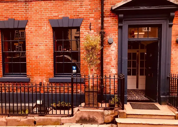 The Silk House Hotel Leek