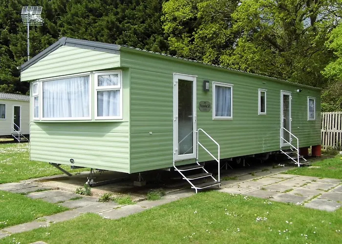 Oakdene -3 Bedroom Caravan Weeley