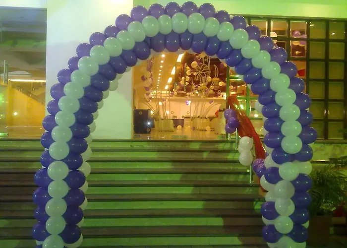 Hotel Golden Orchid Lucknow