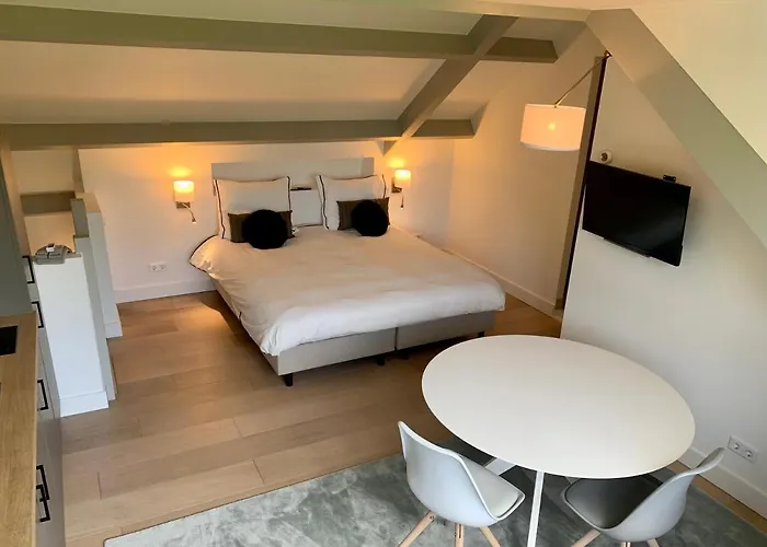 Bed & Breakfast Karakter Den Dungen