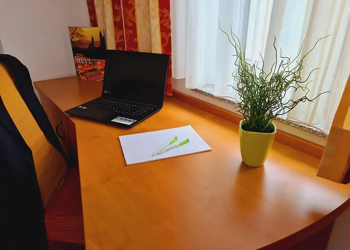 Hotel Wirt im Feld Steyr
