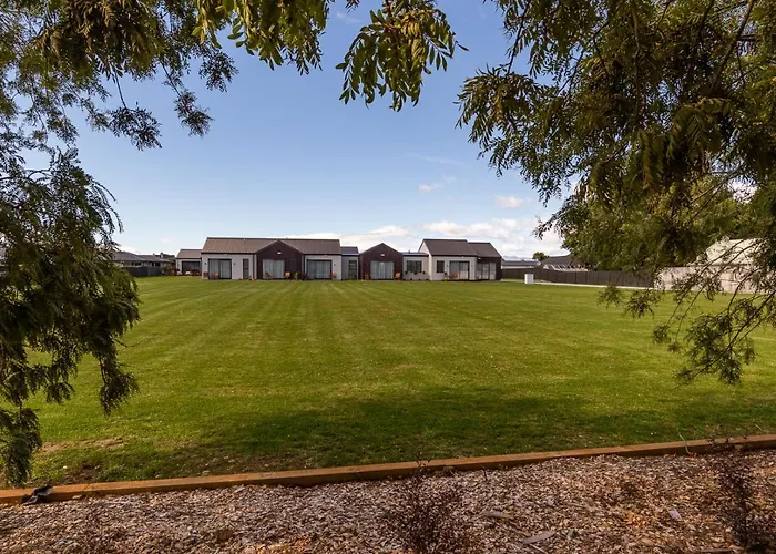 Annies On Milford Motel Te Anau