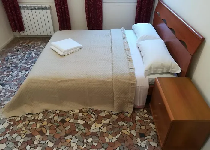 Venice Cityview Guesthouse Marghera