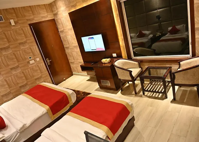 Hotel Aakriti Clarks Inn Express Bareilly