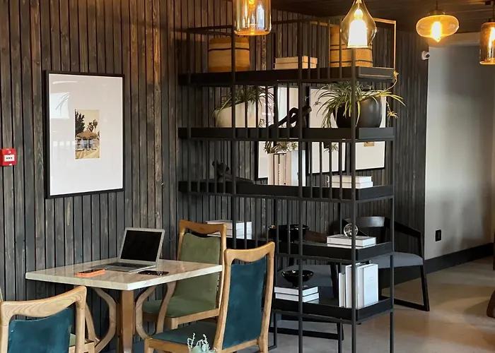 Nare Boutique Hotel Kimberley
