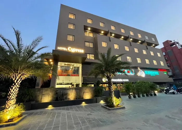 Hotel Cypress Nadiad