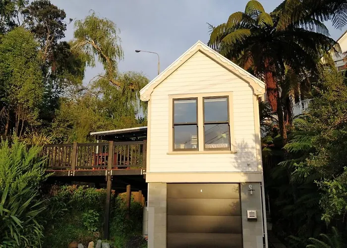 Tiny House In The Sky Hotel Dunedin