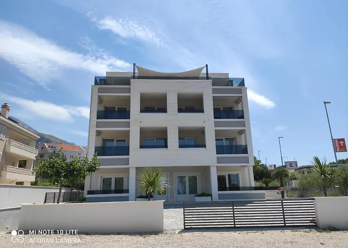 Apartments Villa Hadria Makarska
