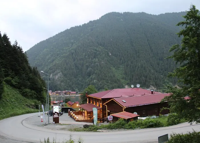 Faraksi Bungalow & Otel Uzungöl