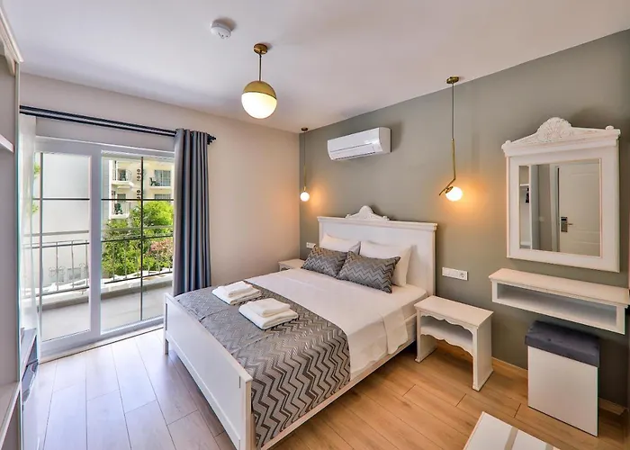Lora Kaş Hotel