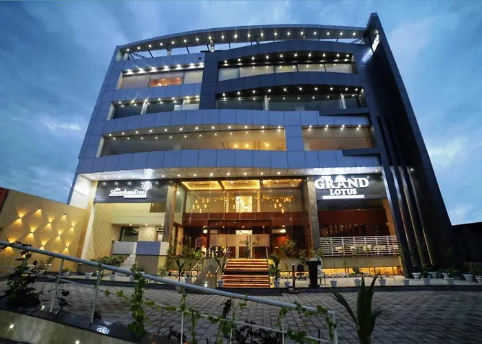 The Sheesham Tree Hotel Bhopal