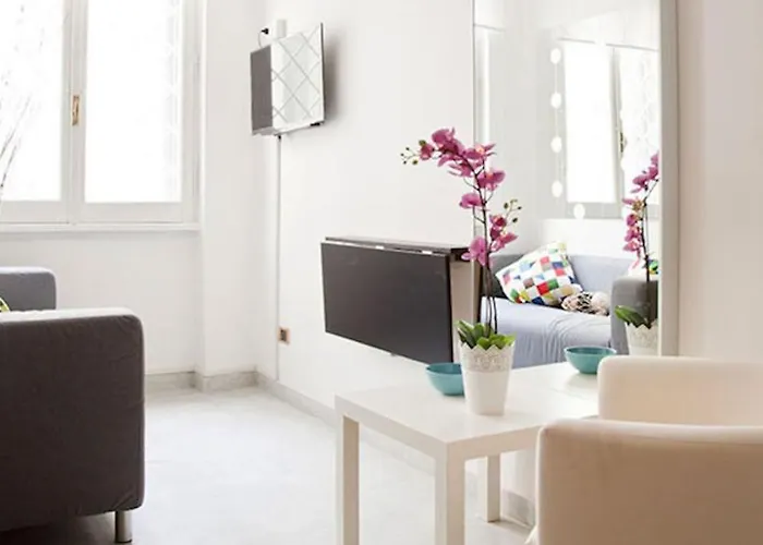 Kamchu Apartments: Villa Ada Rome