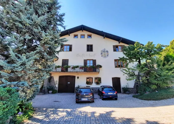 Bed and Breakfast Garni Guflhof Kaltern