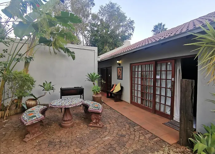 Sun Deck Lodge Hartbeespoort