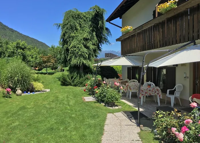 Hotel Garni Rebhof Nals