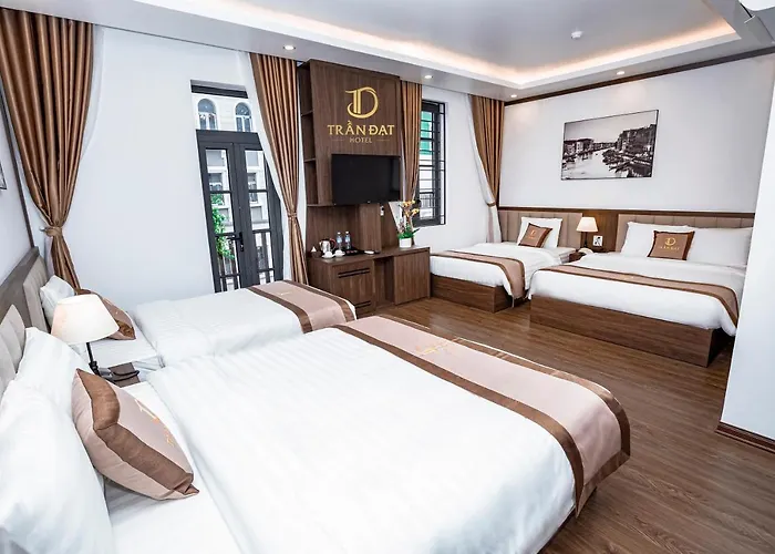 Trần Đạt Hotel Hạ Long