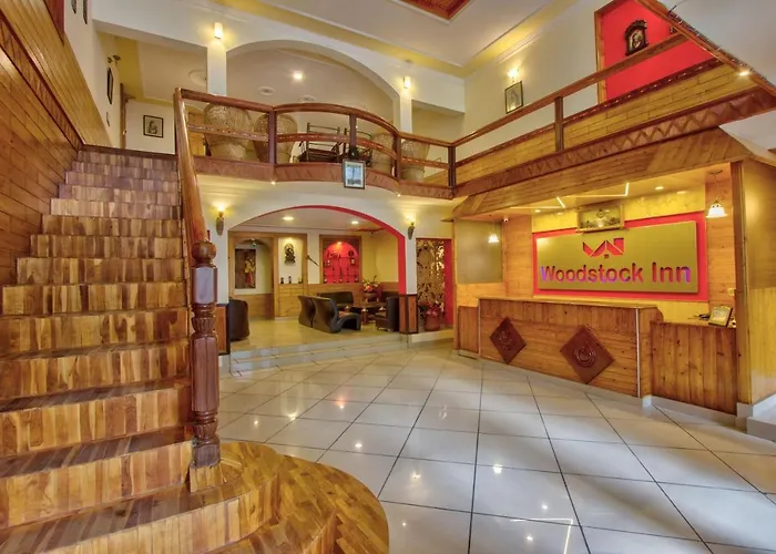 Woodstock Inn Manali 800 Mtrs From Mall Road