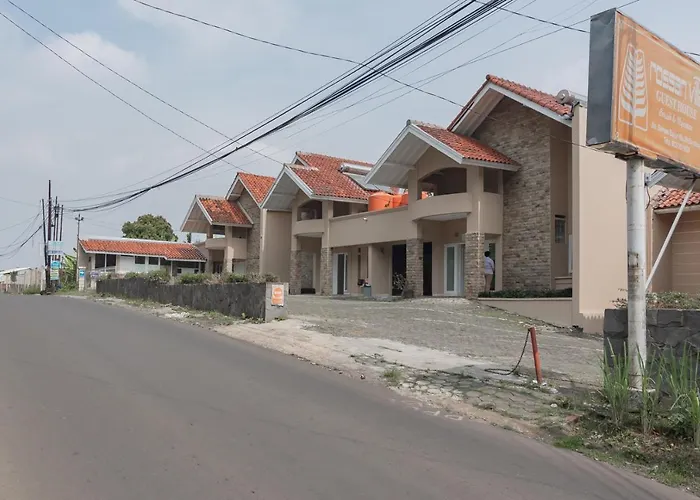 Rossan Villa Hotel Near Kampus Upi Setiabudhi Bandung