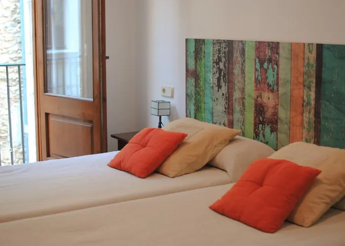 Hotel Fonda Mitja Torroella de Montgrí
