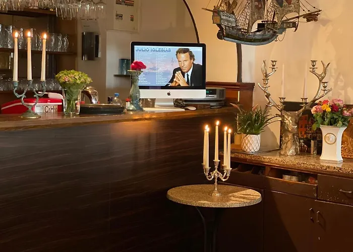 The Burgklause Boutique Hotel Linz am Rhein