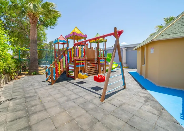 Hotel Esra And Family Suites Didim