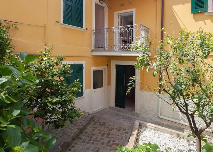 Cecio 5 Terre Rooms Corniglia