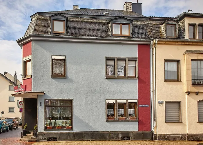 Hotel zum dicken Baum Mayen