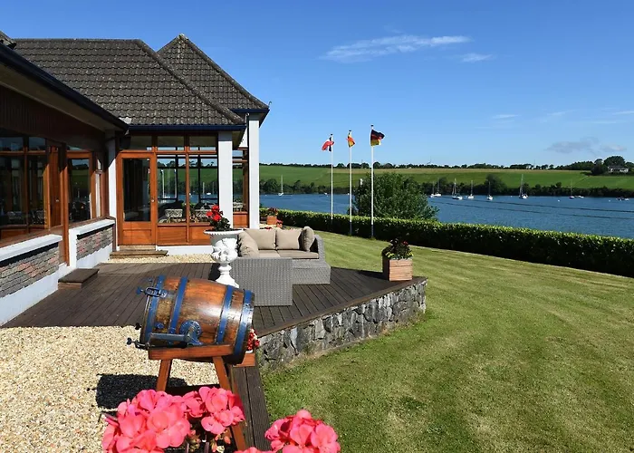 Whispering Pines Hotel Crosshaven