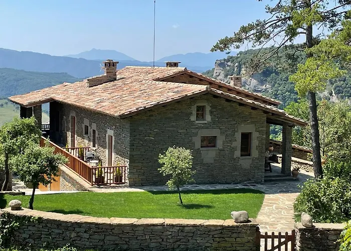 Masia Santa Llúcia Rupit