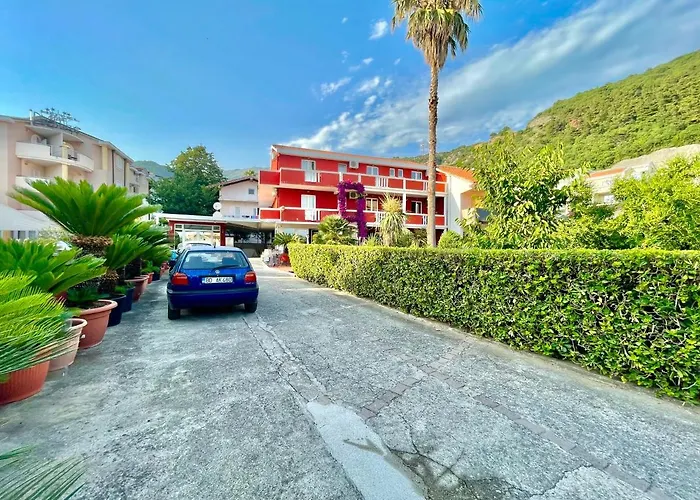 Vila L Budva