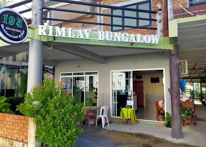 Rimlay Bungalow Nai Yang