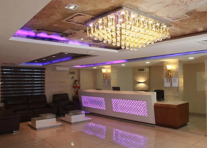 S S International Hotel Dalhousie
