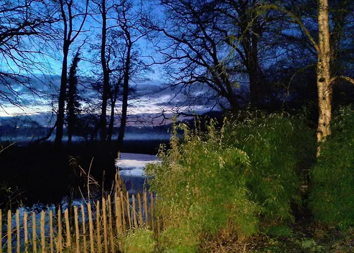 Huize Koempoelan Bed and Breakfast Naarden