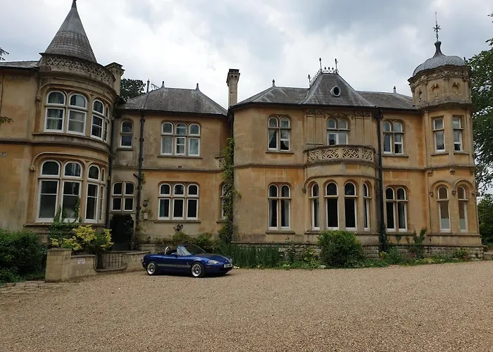 Fieldways Hotel Trowbridge
