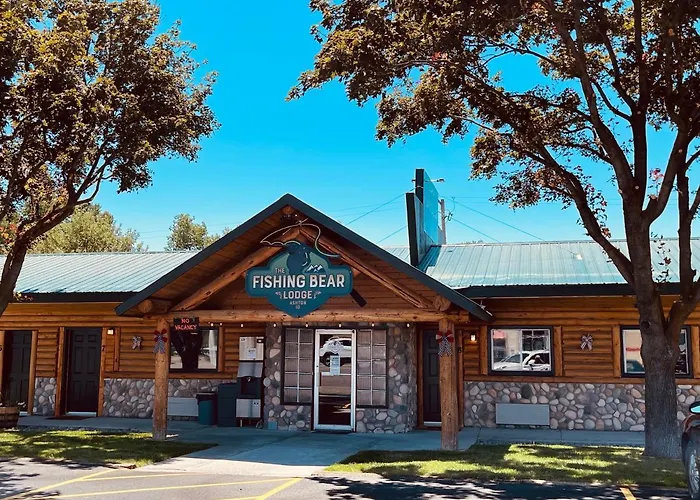 The Fishing Bear Lodge Ashton