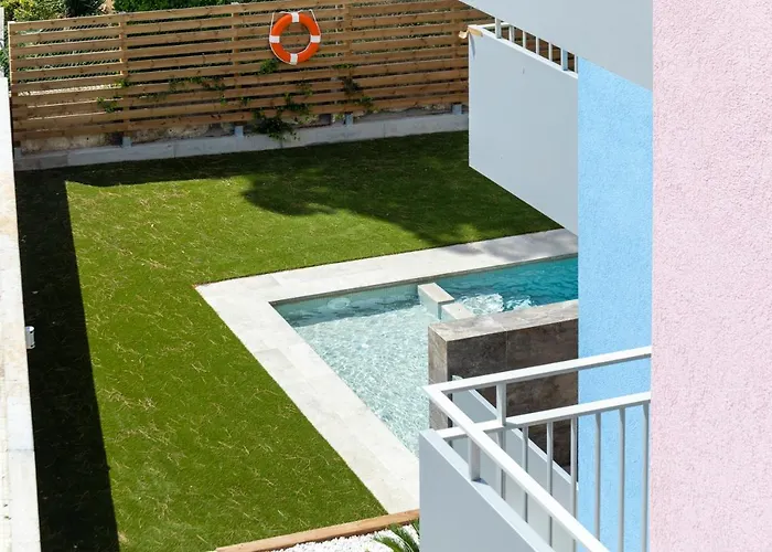 Albana Apartaments Turístics L' Escala