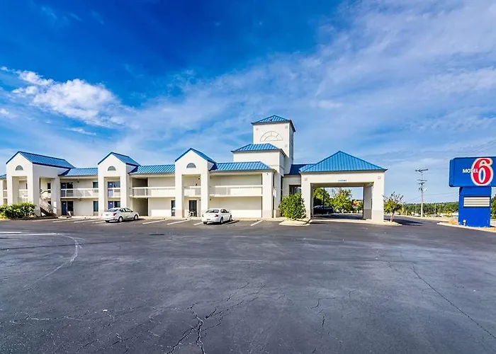 Motel 6 Troy