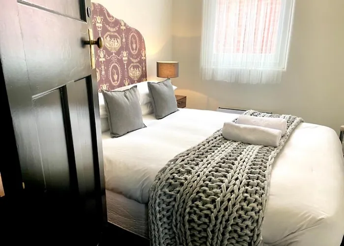 The Barkly Bistro Bar & Accommodation Ararat