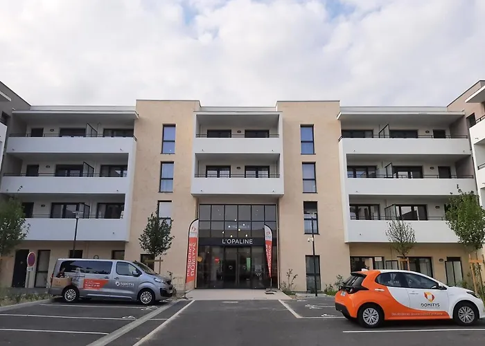 Aparthotel Domitys L'Opaline à Villenave-dʼOrnon