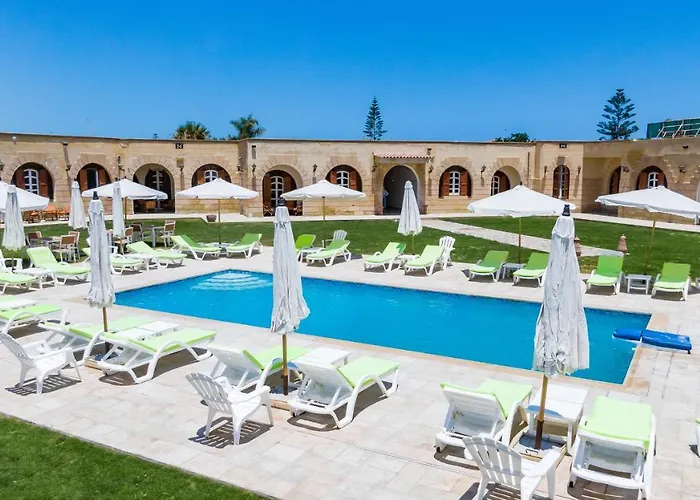 Golden Lake Marina Hotel El Alamein
