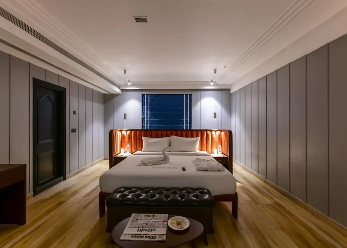The Downton Hotel Raipur 