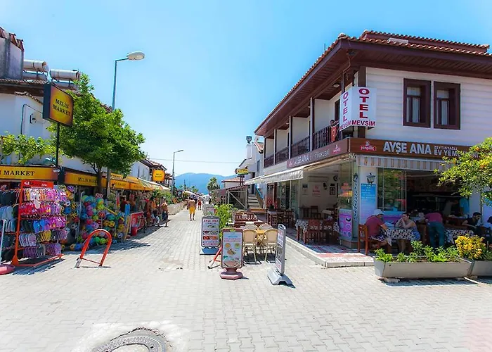 Mevsim Otel Akyaka 