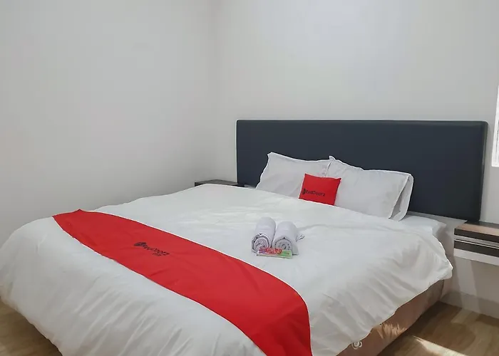 Reddoorz Near Istana Plaza 3 Bandung