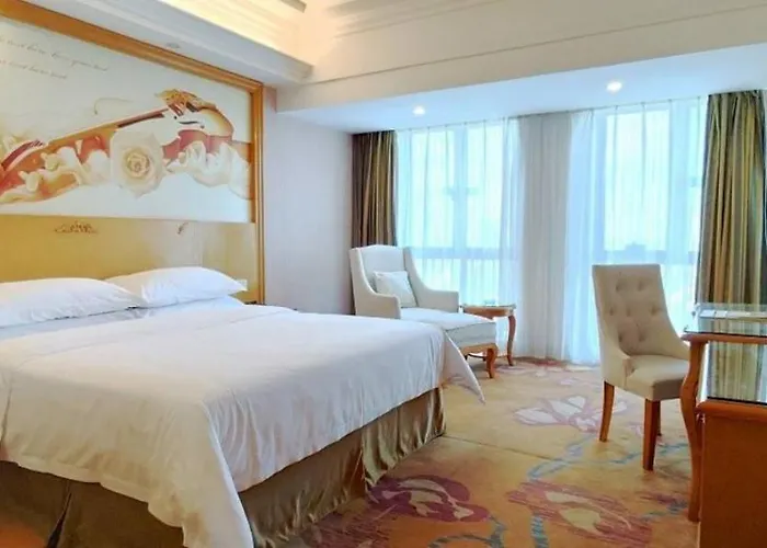 Vienna Hotel Dongguan Shatian Humen Port Shuanggang