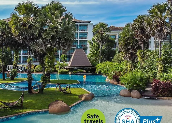 Naithonburi Beach Resort