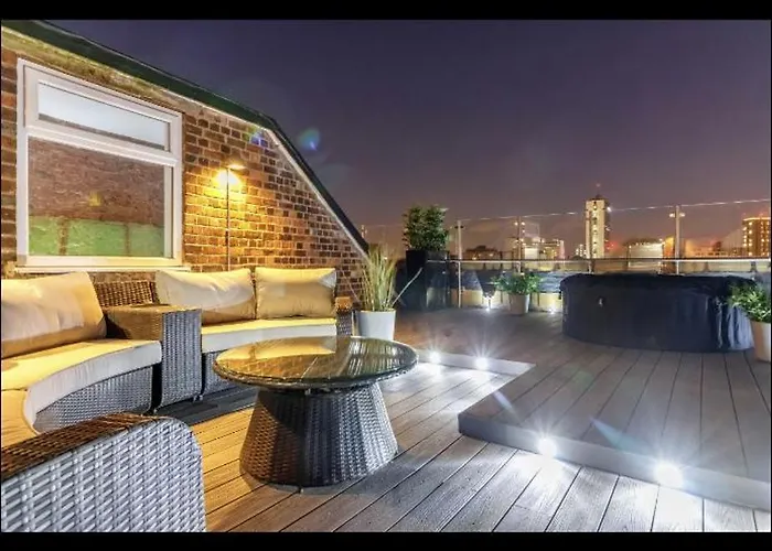 Aparthotel Swan Street Townhouse Hot Tub & Roof Terrace Mánchester