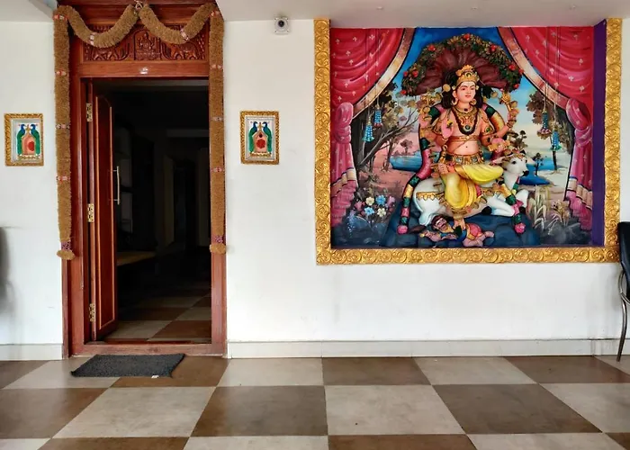 Temple Stay - Uma Residency And Guest House Mayiladuthurai