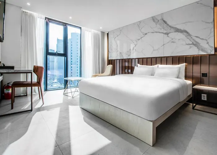 Hotel The Castle Bangi 2Nd Seoul